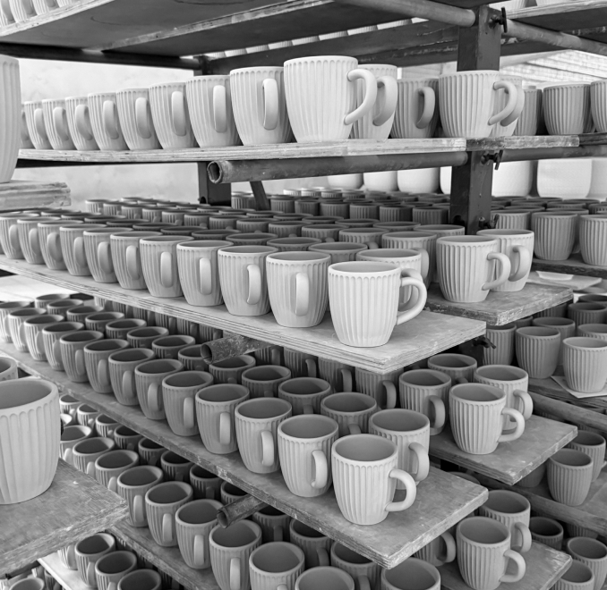 lundager home ceramics in production